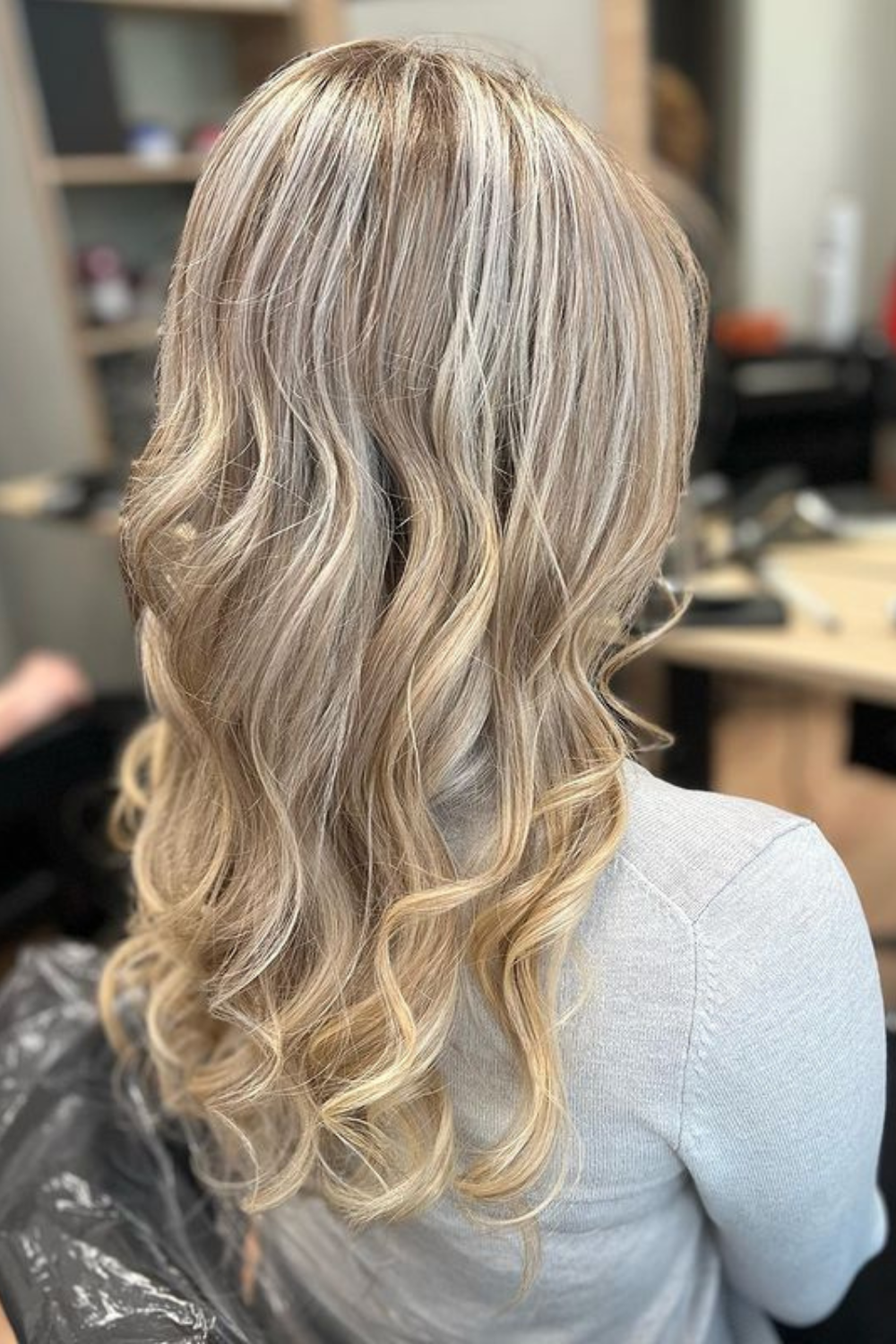 Brushing wavy tout savoir pour bien le réaliser (+ 9 idées)