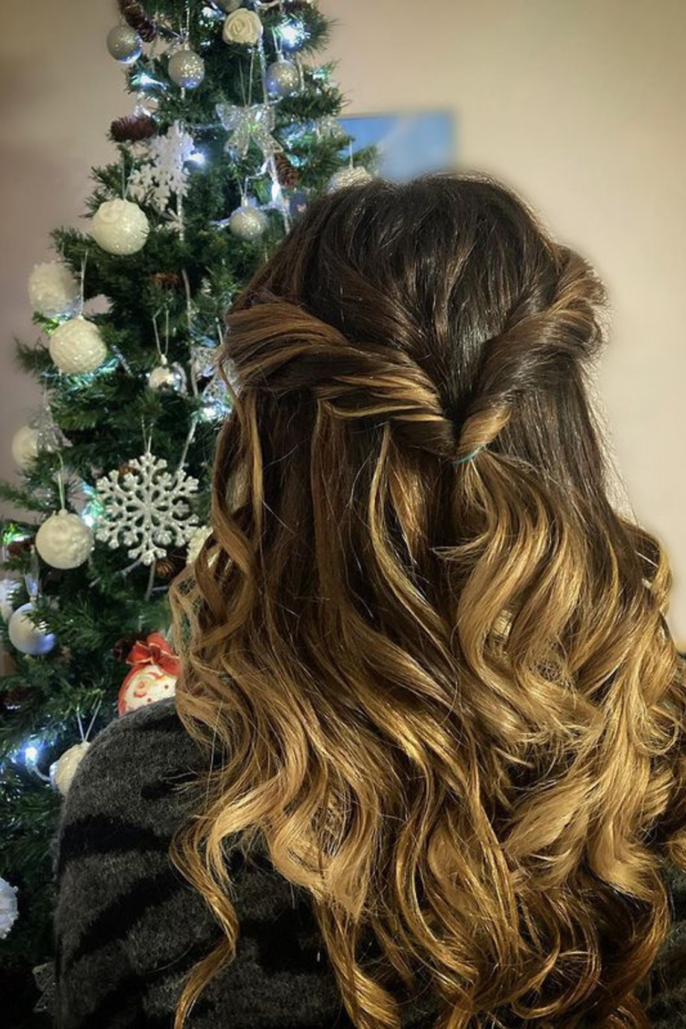 Coiffures de Noël 25 idées pour trouver l’inspiration